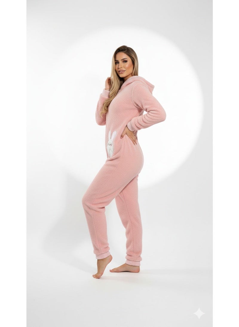 مانيكان  بيجامة قطعة واحدة (جامب سوت) شتوي للنساء بقطيفة ناعمة وتصميم أرنب مع غطاء رأس - Image 5